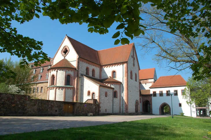 Die Basilika des Benediktinerklosters Wechselburg. © Sabine Bley